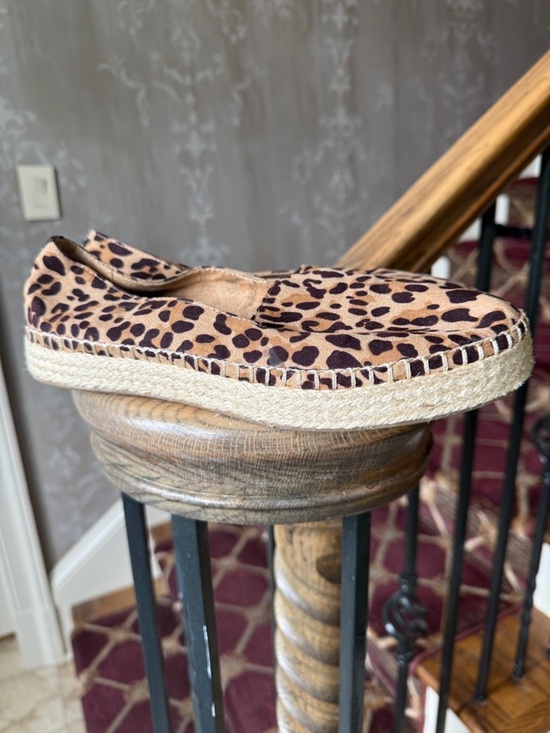 Dr. Scholl's Shoes - DR. SCHOLLS. Leopard print slip on shoe perfect condition size 8.